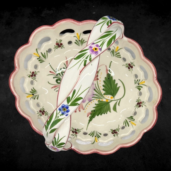 Vintage RCCL Portugal Hand-painted Floral Ceramic Scalloped Lattice Bowl - Picture 8 of 10